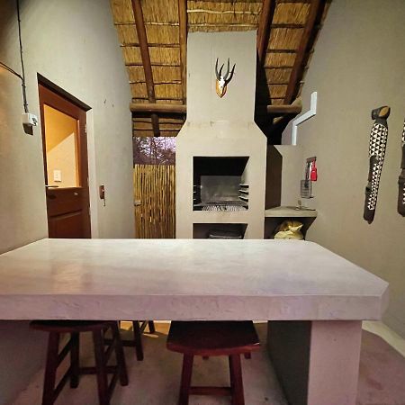 10 Raptors Lodge Hoedspruit Exterior photo