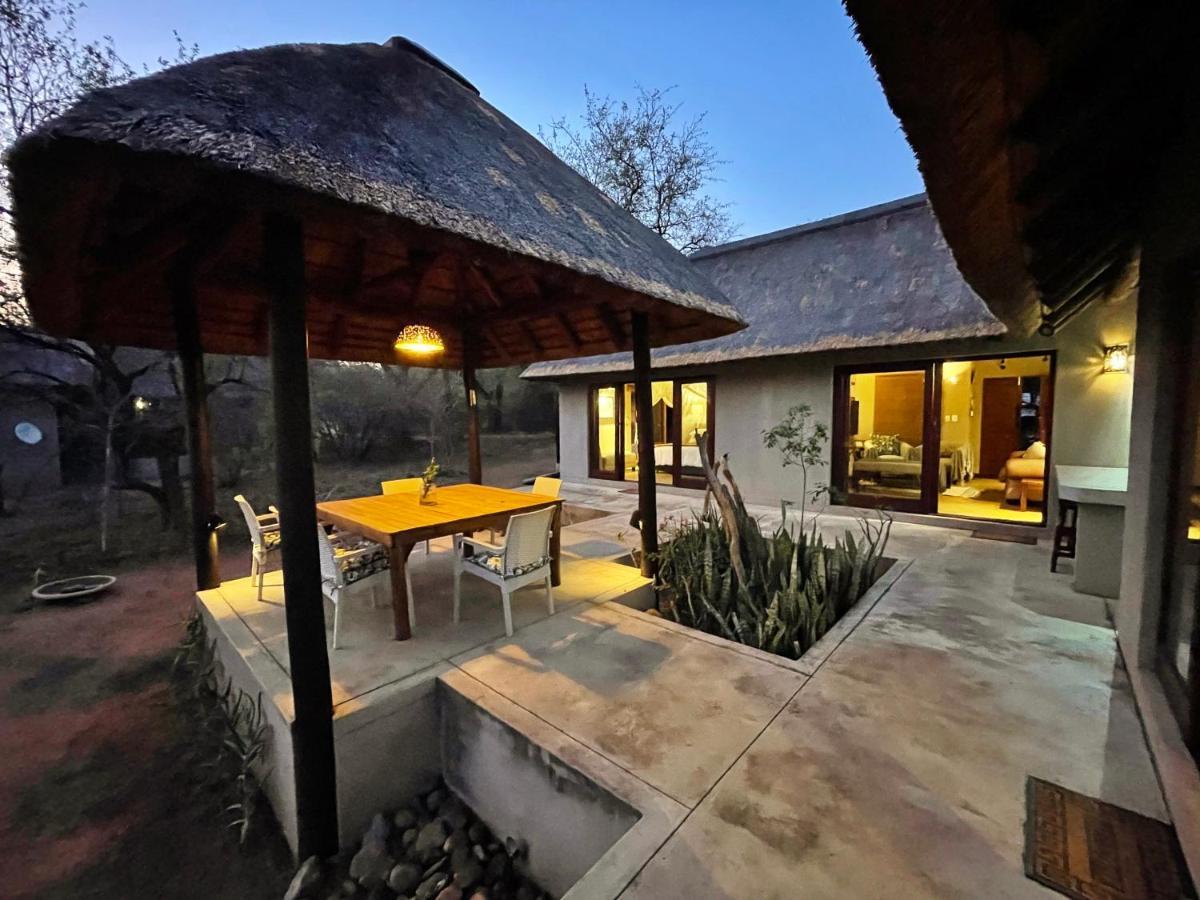 10 Raptors Lodge Hoedspruit Exterior photo
